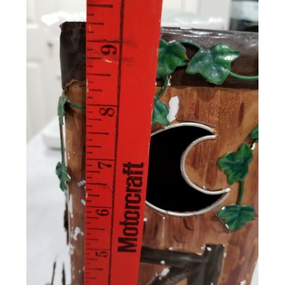 Outhouse design tin birdhouse - Picture 7 of 9